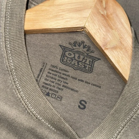 OutKast T-Shirt - Picture 4 of 4